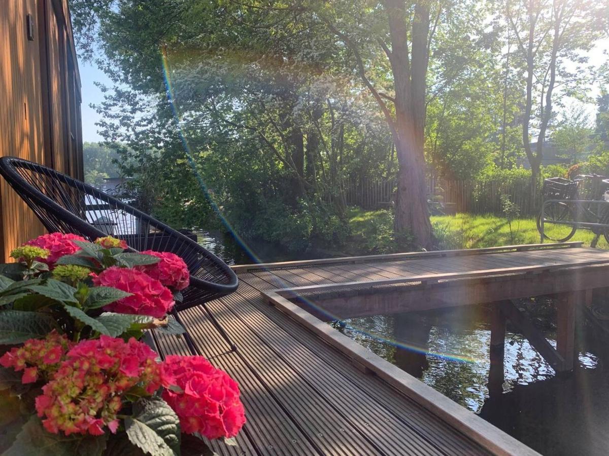 Beautiful Amstel Houseboat Apartman Amszterdam Kültér fotó